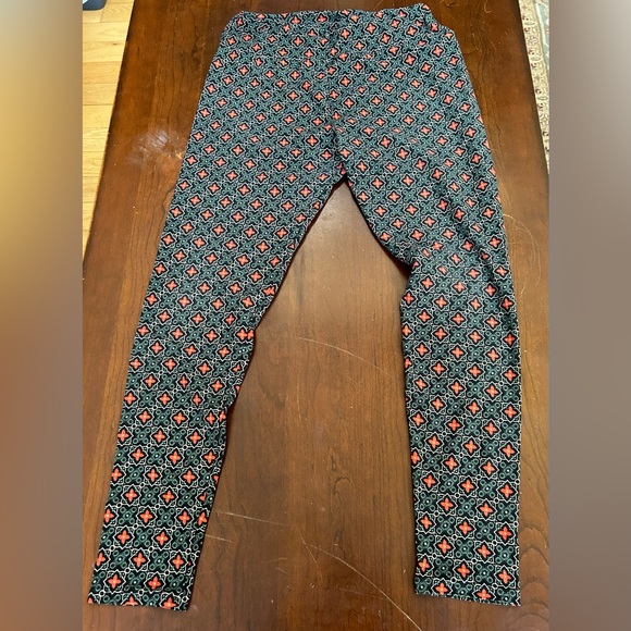 LuLaRoe Leggings - Picture 1 of 2
